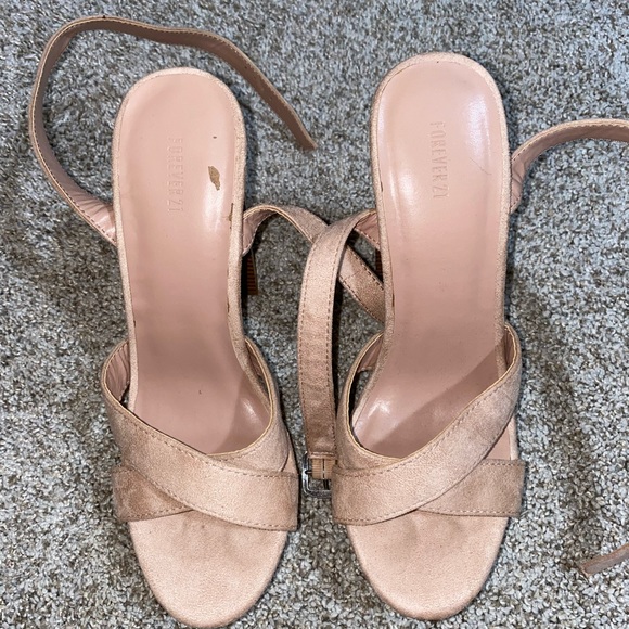 FOREVER 21 Women Pink Solid Sandals - Picture 6 of 9